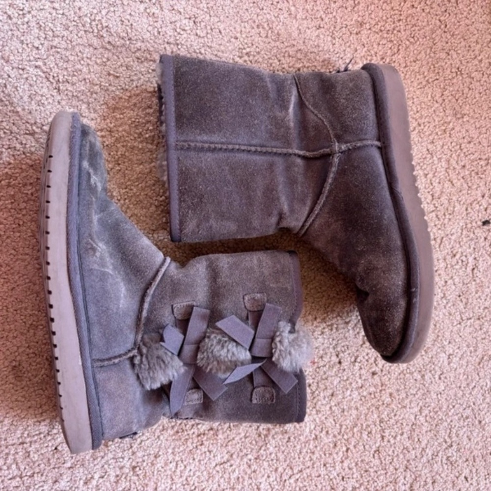 Koolaburra Gray Suede Boots